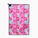 Island Bloom Golf Towel - Headcaddy