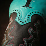 Close-up of tri-colour boot-stitch embroidery on the Premium Vibrant Cowboy Golf Headcover - HeadCaddy