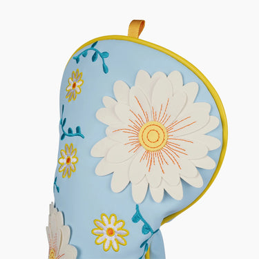 Sky Daisy Driver Golf Sky Blue Headcover Close Up - HeadCaddy